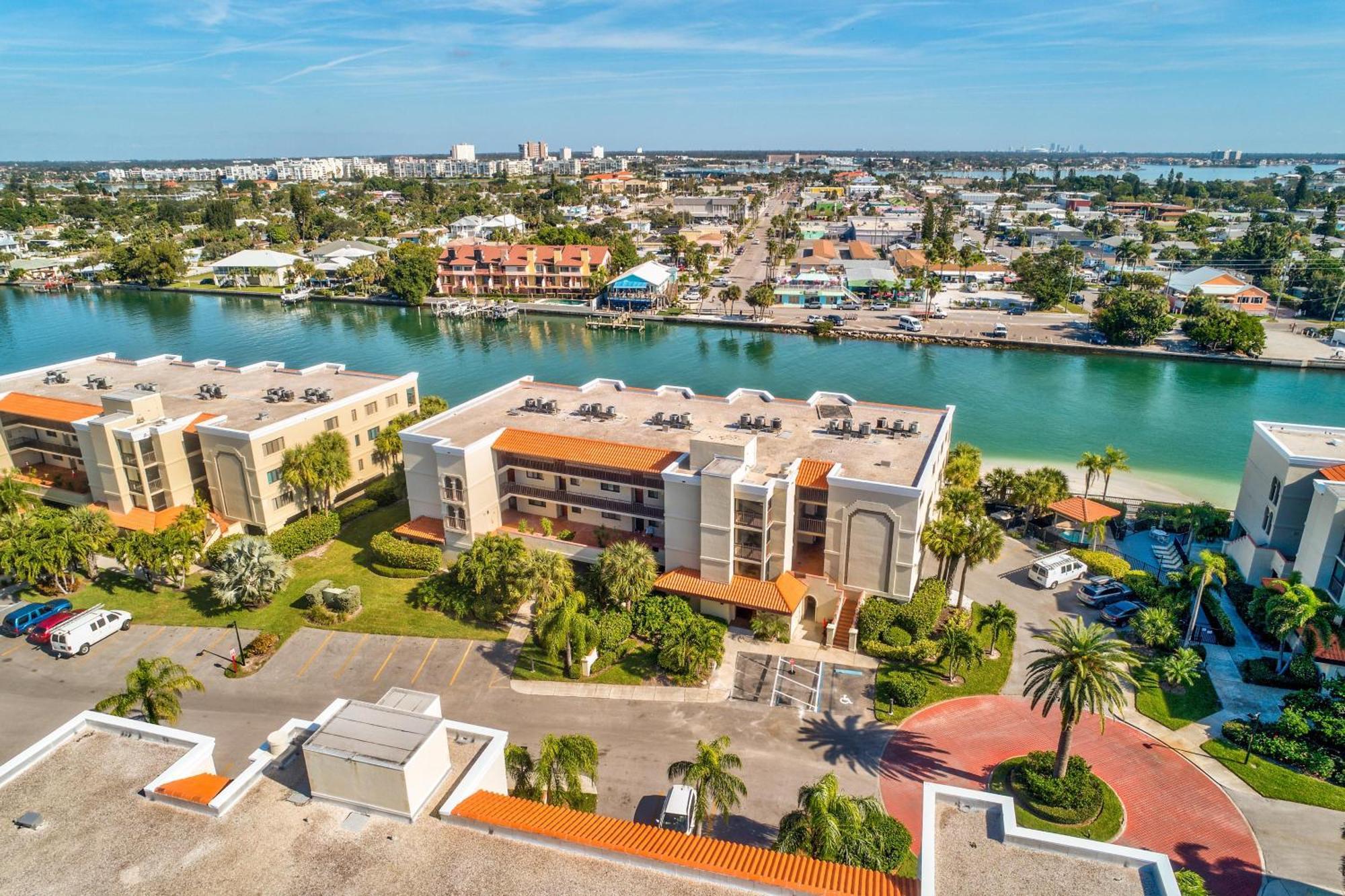 Land'S End 5-203 Gulf-Bay Front - Premier Villa St. Pete Beach Eksteriør bilde